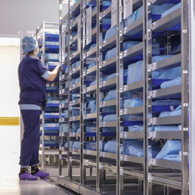 rvs verrijdbare stellingen steriele ruimte OK CSA AZ Klina